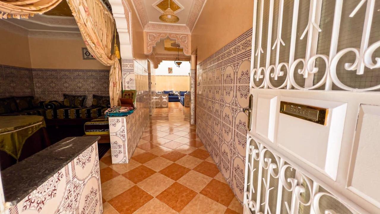 Dar Haut De Gamme Et A Un Prix Imaginaire Hostcom For Families Only Ουζντά Εξωτερικό φωτογραφία