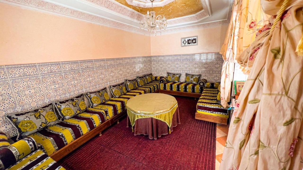 Dar Haut De Gamme Et A Un Prix Imaginaire Hostcom For Families Only Ουζντά Εξωτερικό φωτογραφία